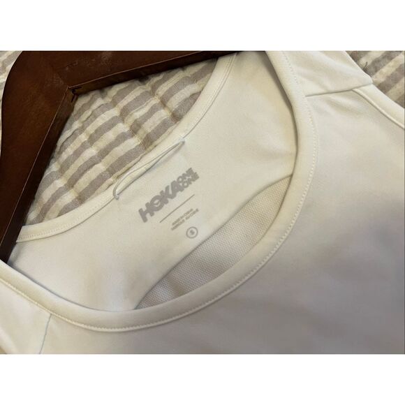 HOKA Brooklyn Mile Limited Edition Tank - Picture 10 of 10